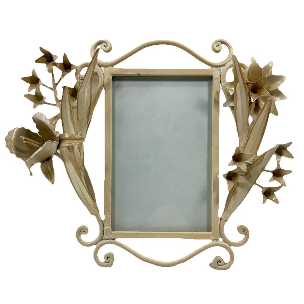 Vintage Metal‎ Floral Picture Frame 3D Sculptural Holds 4x6 Photo Tabletop EUC